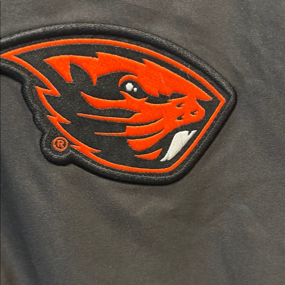Oregon State Beavers. Nike Black and Orange Windbreaker, Quarter Zip Pullover - Picture 2 of 10